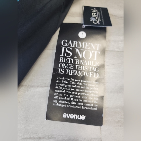 AVENUE bathing suit top NWT SZ 16 PERFECT COVERAGE - Picture 3 of 4